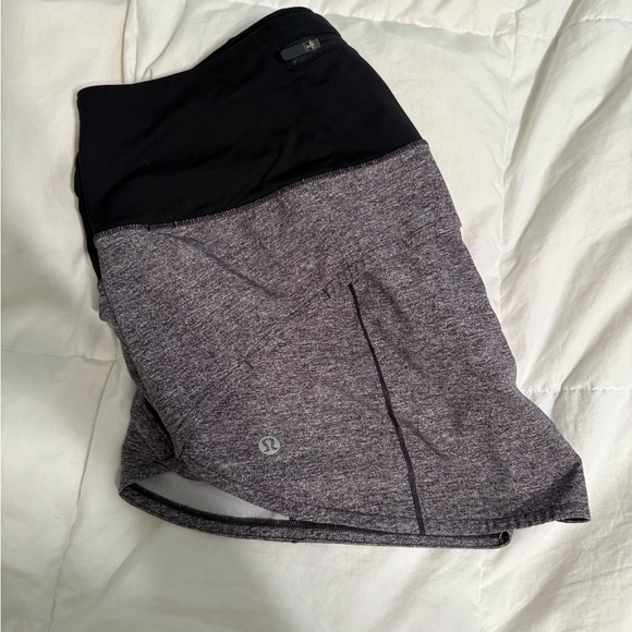 Lululemon grey Speed Up shorts 2.5 HIGH RISE - Picture 1 of 3